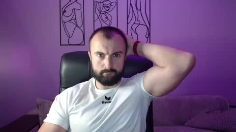 brindlefly69 online show from October 2025 11:55:02 AM