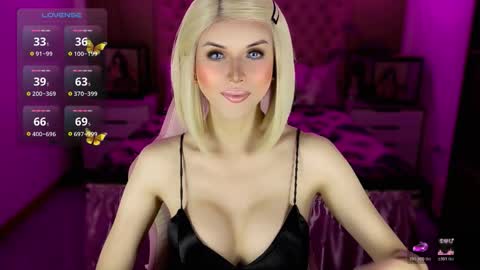 brionatop online show from November 2025 09:48:01 PM