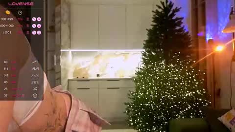 Snapshot of britakiss chatting on November 2025 02:37:02 AM Brita online show from November 2025 02:37:02 AM