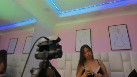 Britania Antonelli online show from June 2026 12:18:01 PM