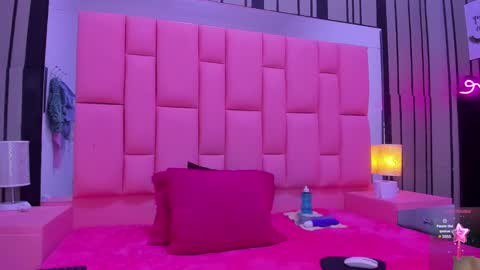 brithanyslim online show from December 2024 07:44:01 PM