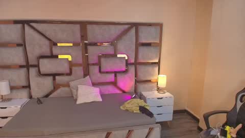 BRITHNY online show from April 2026 04:34:01 AM