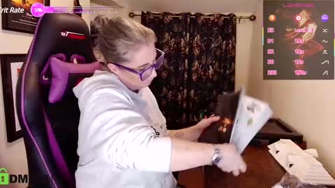 Snapshot of britishladya chatting on January 2025 04:48:01 PM Lady Annabelle Montgomery online show from January 2025 04:48:01 PM