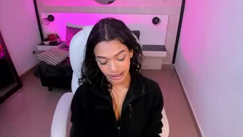 britney_collins_ online show from July 2026 02:40:02 PM
