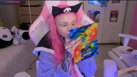 Britney online show from October 2025 05:34:02 PM