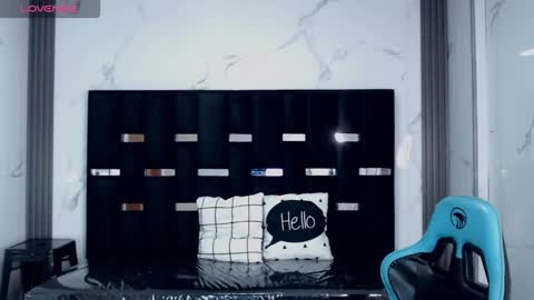 Snapshot of britney_sub chatting on February 2026 03:03:02 AM Britney online show from February 2026 03:03:02 AM