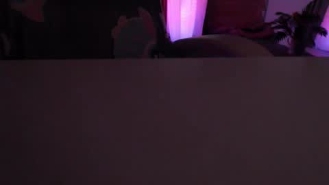 Snapshot of britneydivine chatting on March 2026 05:08:02 AM Britney online show from March 2026 05:08:02 AM