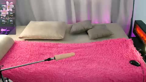 Snapshot of britneyfoxxxx1 chatting on March 2026 04:07:02 AM Britney. Part-time devil online show from March 2026 04:07:02 AM