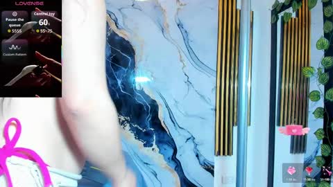 brittanyy20 online show from October 2025 08:35:02 AM