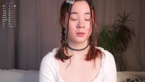 Lina online show from December 2025 11:26:02 AM