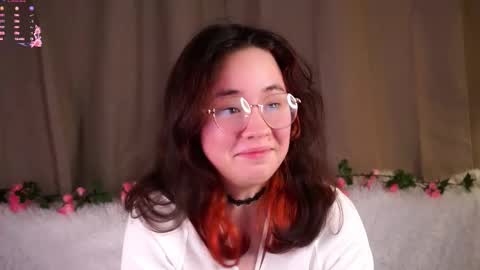 Snapshot of britthe chatting on February 2026 11:16:01 AM Lina online show from February 2026 11:16:01 AM