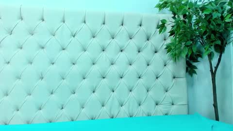 BRIYIT     online show from December 2024 07:28:02 PM