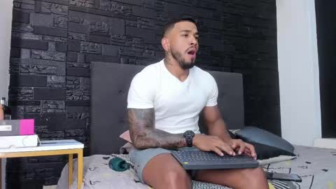 brock_hurn online show from September 2025 09:25:02 PM