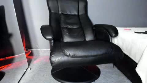 brockhurn_ online show from December 2025 11:45:01 PM