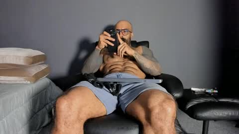 brockhurn_ online show from April 2026 01:32:01 AM