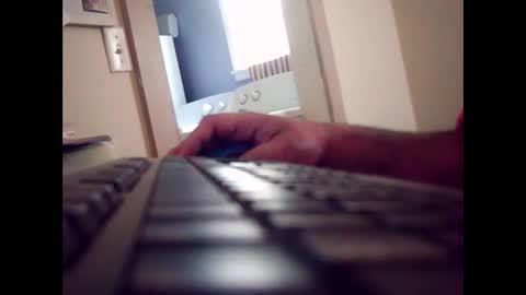 brocklanders1975 online show from September 2025 03:02:02 PM