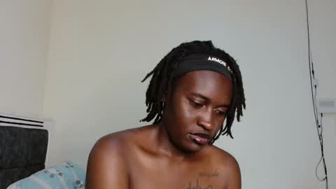 broken_haloo online show from March 2026 06:58:02 PM