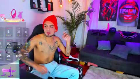 Snapshot of brolyn_x chatting on November 2025 03:07:01 AM brolyn_x online show from November 2025 03:07:01 AM