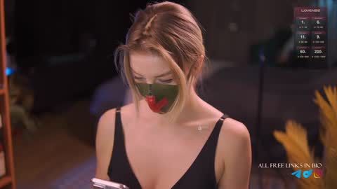 Snapshot of bronnica chatting on December 2024 04:55:02 PM Anna online show from December 2024 04:55:02 PM