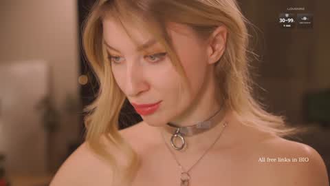 Snapshot of bronnica chatting on December 2024 05:57:02 PM Anna online show from December 2024 05:57:02 PM