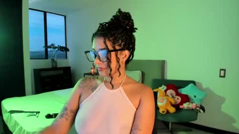 Snapshot of bronzetease chatting on June 2026 05:49:02 PM JOIN MY CHANNEL ON TELEGRAM online show from June 2026 05:49:02 PM