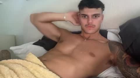 BrooklynTay online show from February 2026 03:01:01 AM