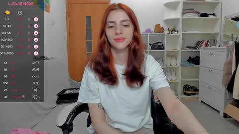 Snapshot of broosnica1 chatting on May 2026 09:26:02 AM broosnica1 online show from May 2026 09:26:02 AM