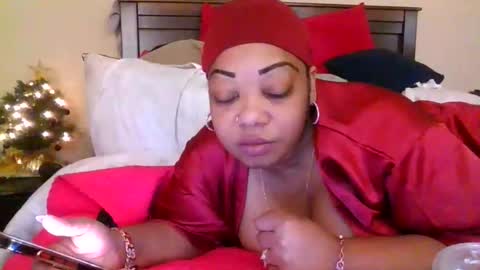 brownroundrenee online show from December 2025 11:07:01 AM