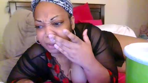 brownroundrenee online show from February 2026 03:52:01 PM