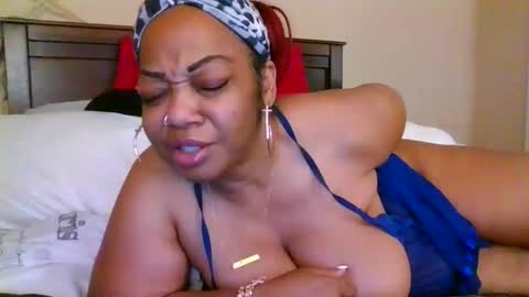 brownroundrenee online show from March 2026 09:48:01 AM