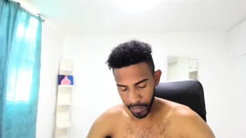 bruce_1111 online show from September 2025 09:16:02 PM