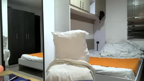 Bruce online show from January 2025 06:03:01 AM