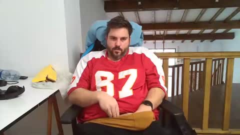 Bruce Wayne online show from December 2024 12:34:02 PM