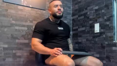 brucedallas online show from July 2026 01:12:01 AM