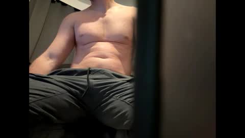 brucelogan80 online show from September 2025 11:41:01 PM