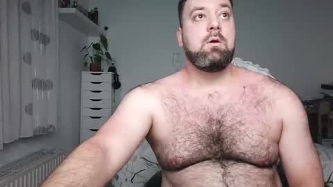 Bruce online show from October 2025 04:58:01 PM