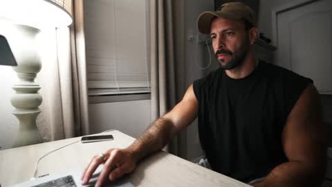 onlyfans BRUCESTRYKER online show from October 2025 12:06:01 AM