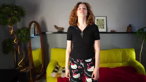 Snapshot of brunaeveritt chatting on May 2026 01:50:01 PM Tess online show from May 2026 01:50:01 PM