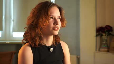 Snapshot of brunaeveritt chatting on May 2026 02:13:01 PM Tess online show from May 2026 02:13:01 PM