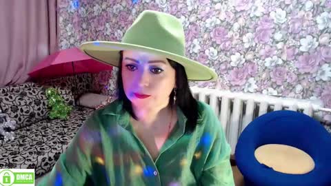 Julia online show from December 2024 09:51:01 PM