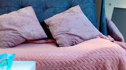 Brunette online show from February 2026 12:42:01 PM