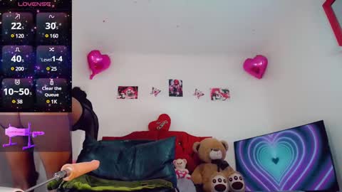 Snapshot of brunettesexy11 chatting on December 2024 07:36:01 PM ChannelR online show from December 2024 07:36:01 PM