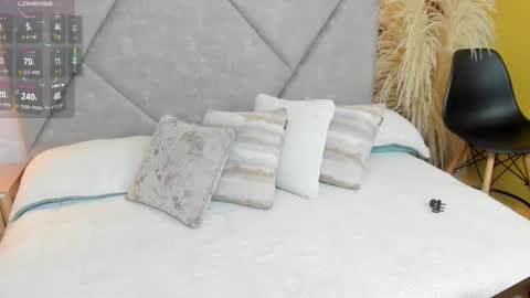 Linda online show from October 2025 06:27:01 PM