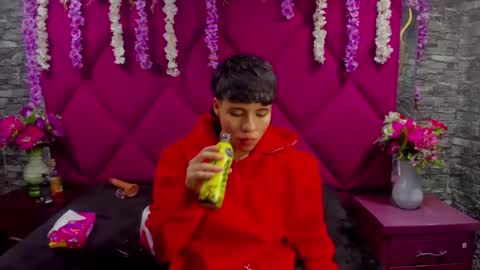 Snapshot of bruno_cruz chatting on September 2025 03:00:02 AM Bruno Cruz online show from September 2025 03:00:02 AM