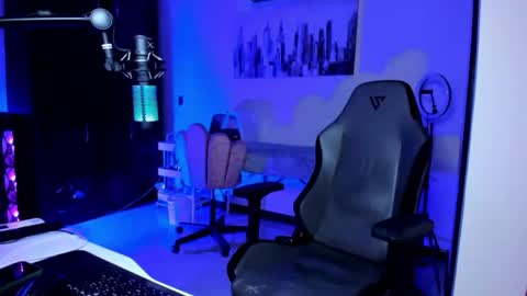 Bruno online show from December 2025 05:14:01 AM