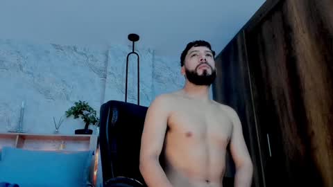 Andres Suarez online show from December 2024 05:15:02 PM