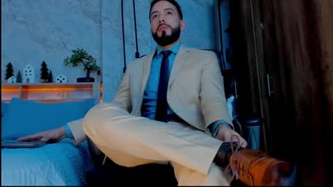 Andres Suarez online show from December 2024 02:00:01 PM