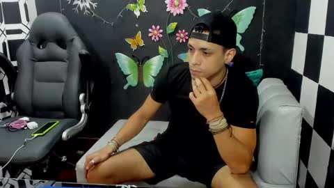 Join my fan club here 150 tokens a month online show from February 2025 07:41:02 PM