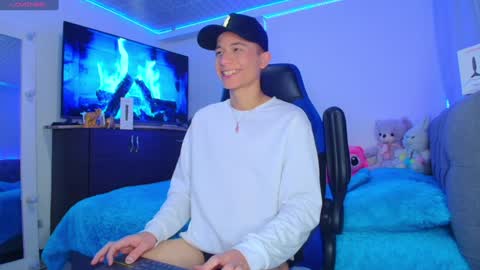 BRYAM INDEPENDENT MODEL online show from January 2025 02:37:01 AM