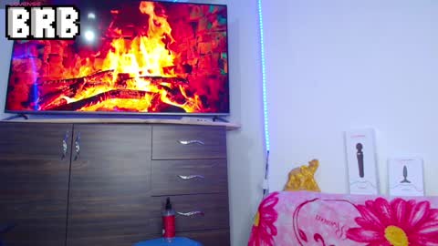 BRYAM INDEPENDENT MODEL online show from January 2025 05:00:02 AM